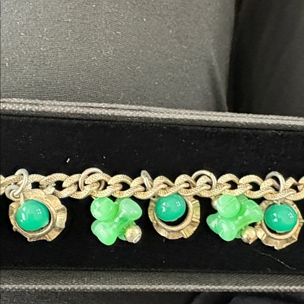 Gold and Green Charm Bracelet - Picture 2 of 2